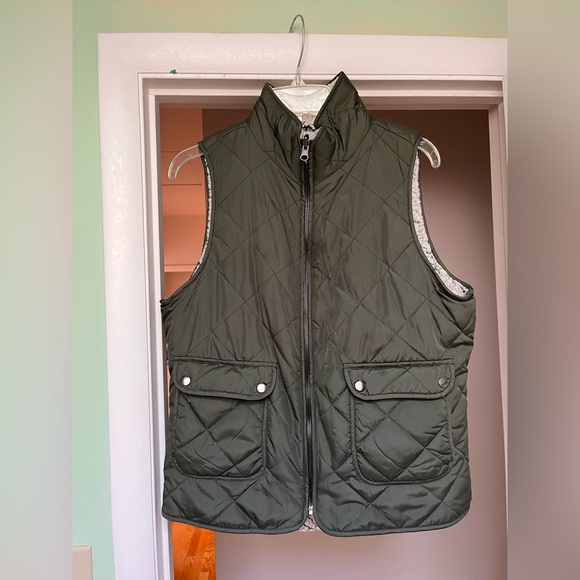 Reversible Vest - Picture 2 of 5